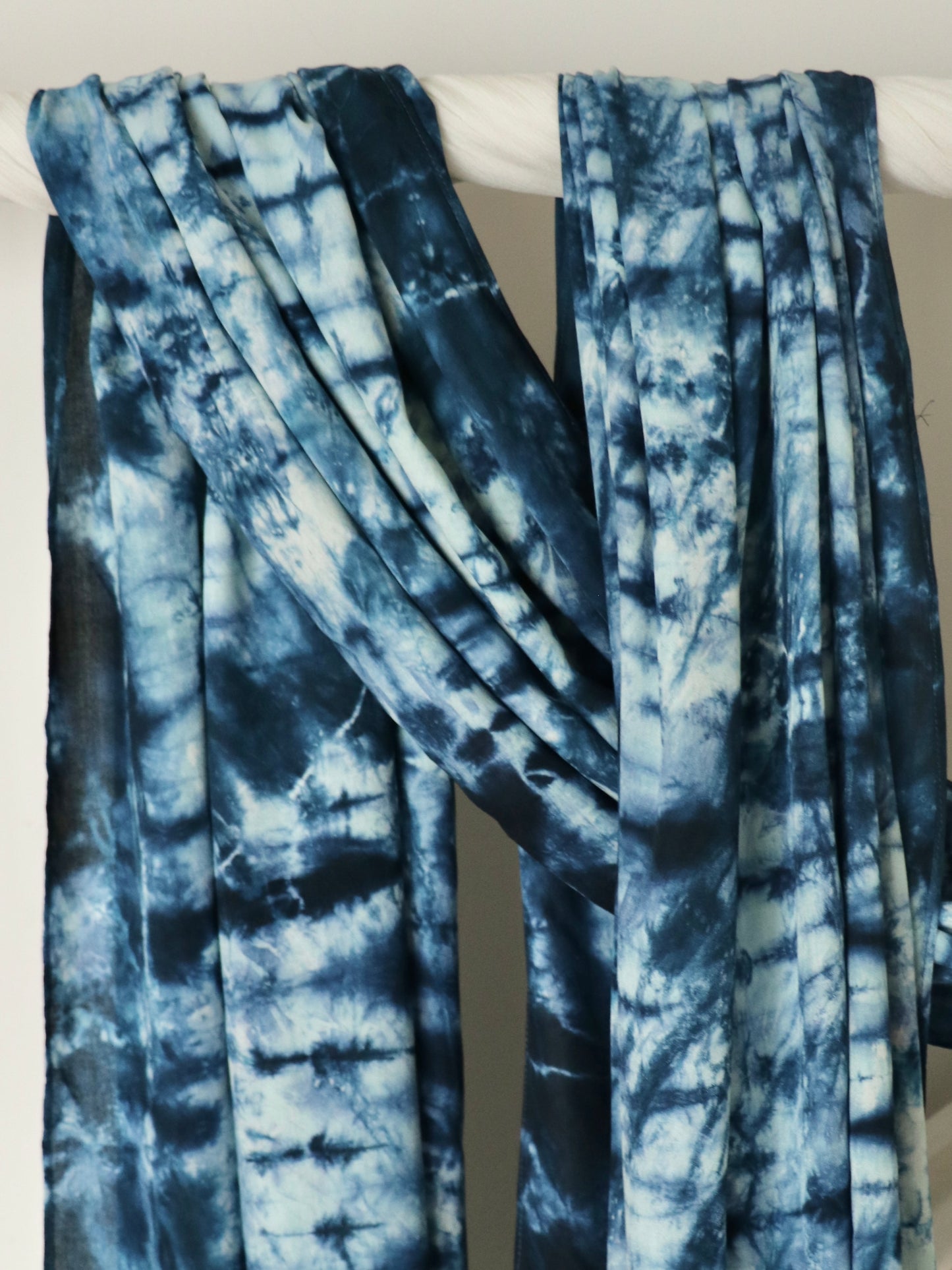 Day Blues - Modal - Amani Scarves