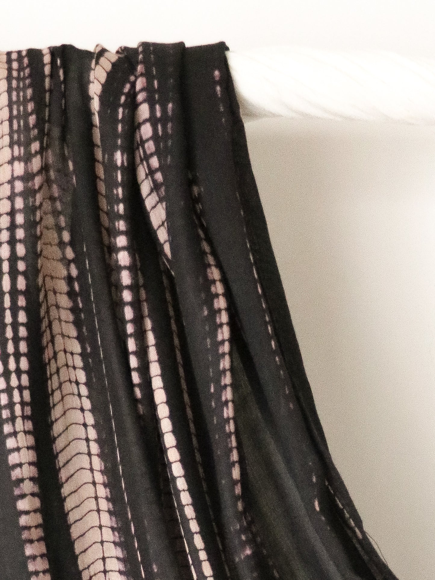 Ebony Ripple - Bamboo Woven Modal - Amani Scarves