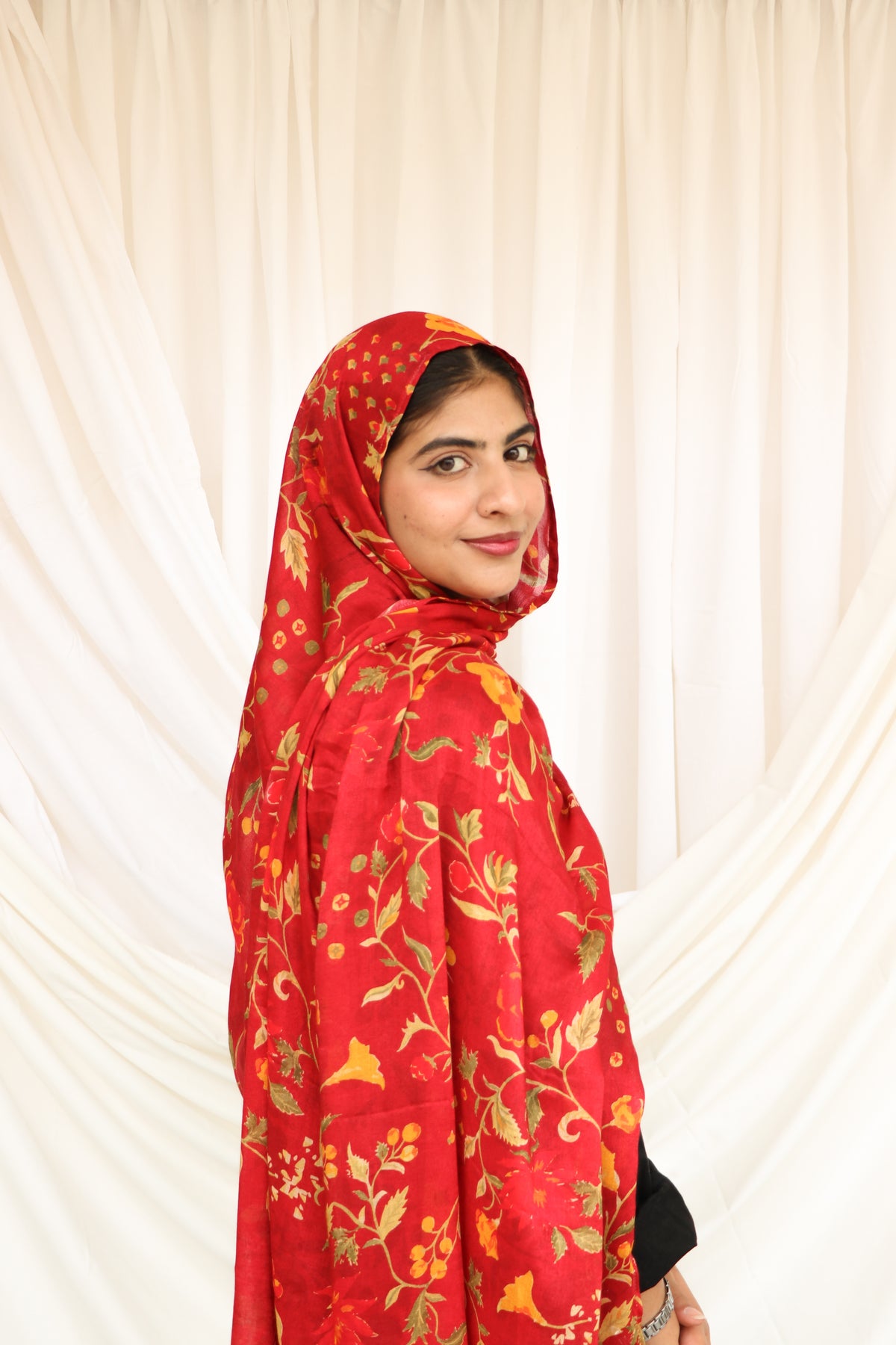 Gulnar - Bamboo Woven Modal Hijab